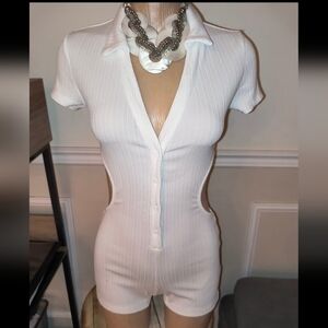 Unique Vintage White Ribbed Bodysuit